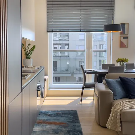 Urban Premium Sokolska 30a Towers No 58, 2 Free Garages, Gym & Sauna, Self Check-in Apartment