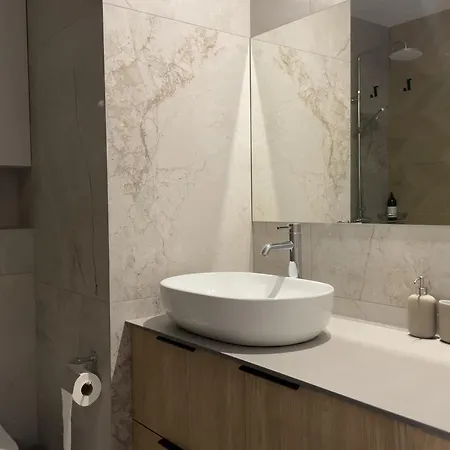 Urban Premium Sokolska 30a Towers No 58, 2 Free Garages, Gym & Sauna, Self Check-in Apartmán