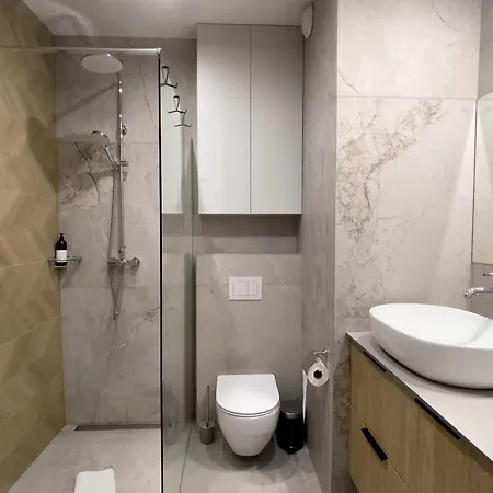 Apartment Urban Premium Sokolska 30a Towers No 58, 2 Free Garages, Gym & Sauna, Self Check-in