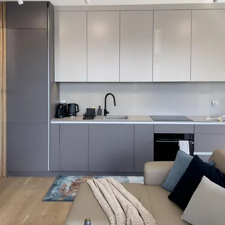 Apartamento Urban Premium Sokolska 30a Towers - No 58 - 2 Free Garages, Gym & Sauna *
