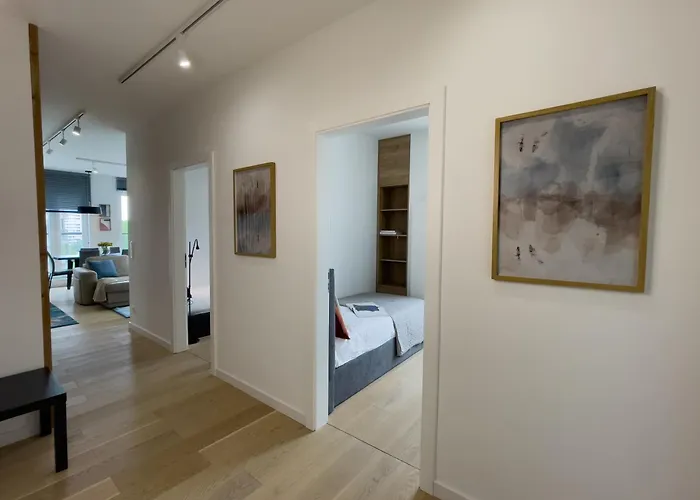 Urban Premium Sokolska 30a Towers No 58, 2 Free Garages, Gym & Sauna, Self Check-in Apartamento